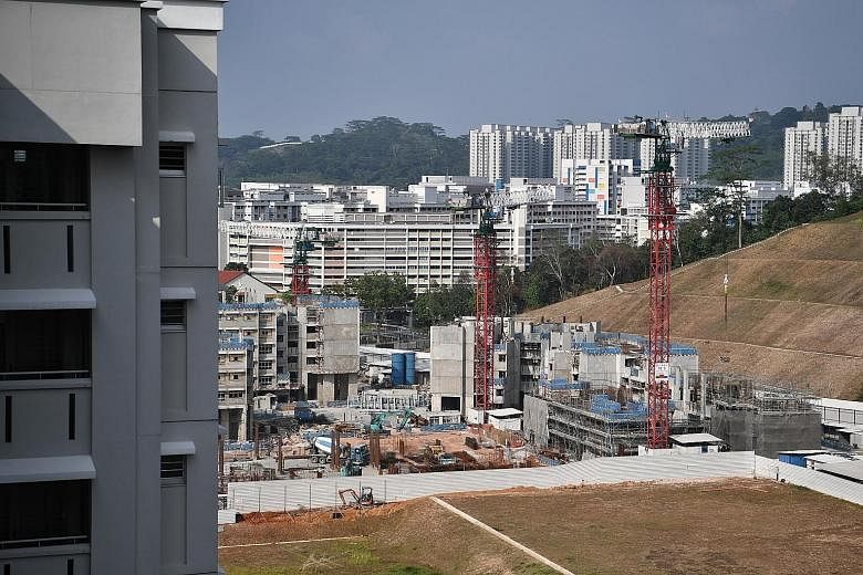 The plot at the junction of Bukit Batok Road and Bukit Batok West Avenue 2 has been cleared for HDB's West Scape@Bukit Batok project.