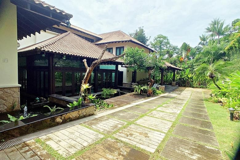 The two-storey property at 18A Yarwood Avenue is a Balinese-style home with a floor area of 9,095 sq ft. The previous sale attempt took place less than a month ago at an auction.