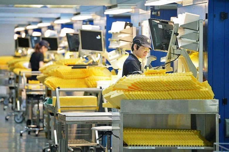 In the third quarter, the manufacturing sector contracted 3.5 per cent year on year. Industries such as manufacturing, especially electronics, precision engineering and transport engineering, have been hit harder, said Singapore Business Federation c