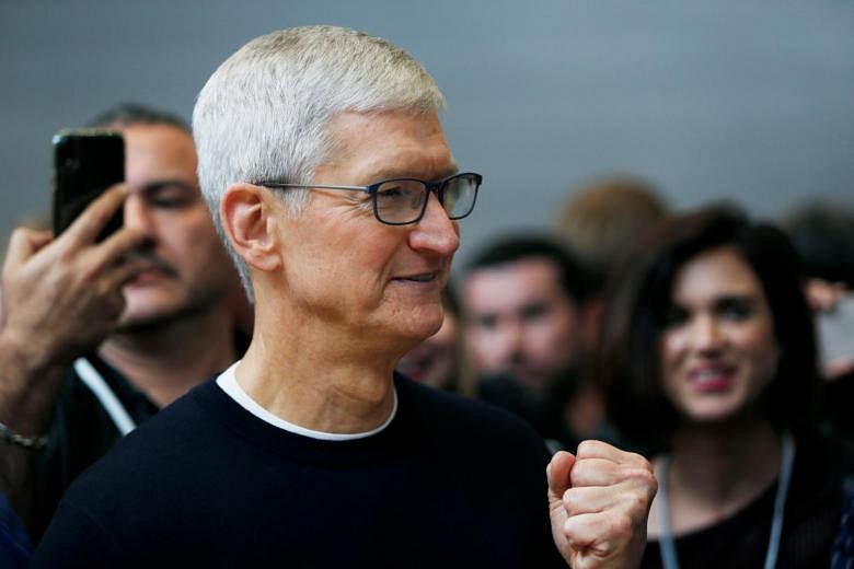 Apple boss Tim Cook meets Chinese regulator after Hong Kong app ...