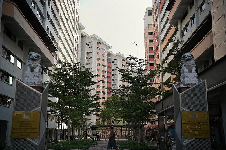 When Potong Pasir Neighbourhood Park was upgraded in 2016, Mr Sitoh Yih Pin - who is MP for Potong Pasir ward - gave strict instructions to preserve Mr Chiam See Tong's plaque and lion statues at the park entrance. Mr Chiam had previously served as P