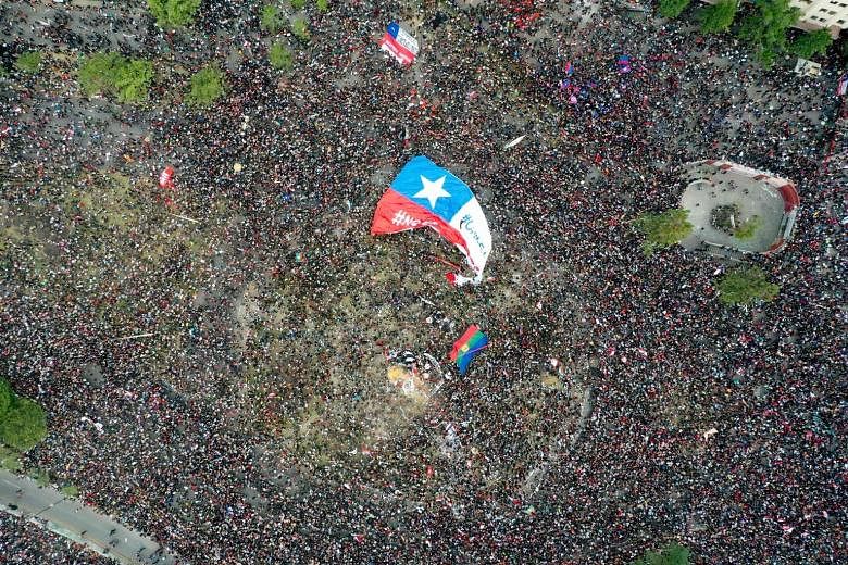 More than a million people protesting in Santiago on Friday, a week after violent protests started. While violence appears to be abating, the largely peaceful street turnouts have gained momentum. A survey by pollster Activa Research showed that 84 p