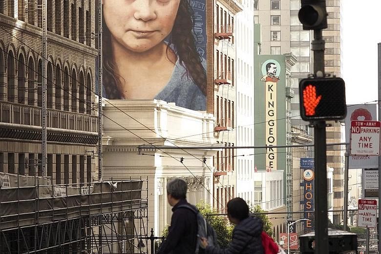 A giant mural of teen climate activist Greta Thunberg was unveiled in San Francisco yesterday. PHOTO: EPA-EFE