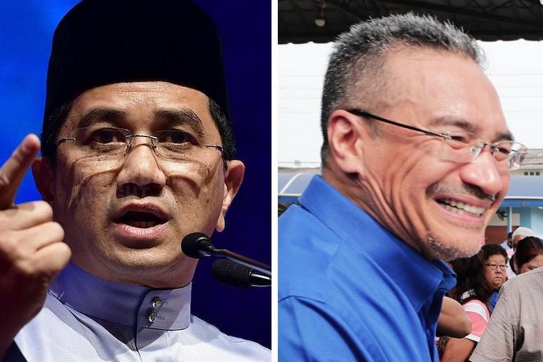 Former Umno vice-president Hishammuddin Hussein (left) and PKR deputy president Azmin Ali (right) said the dinner meeting on Monday was an innocent gathering of friends.
