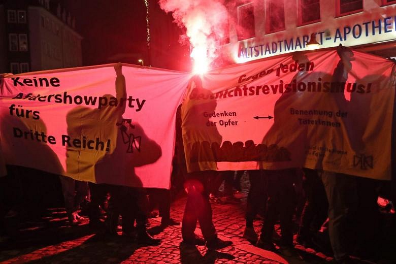 Germany's Far-right AfD Elects New Leaders As Radical Wing Gains In ...