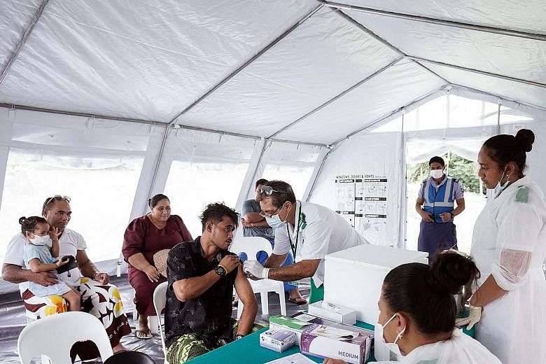 Samoa on Thursday went into a two-day lockdown to carry out an unprecedented mass vaccination drive aimed at containing a devastating measles epidemic. 