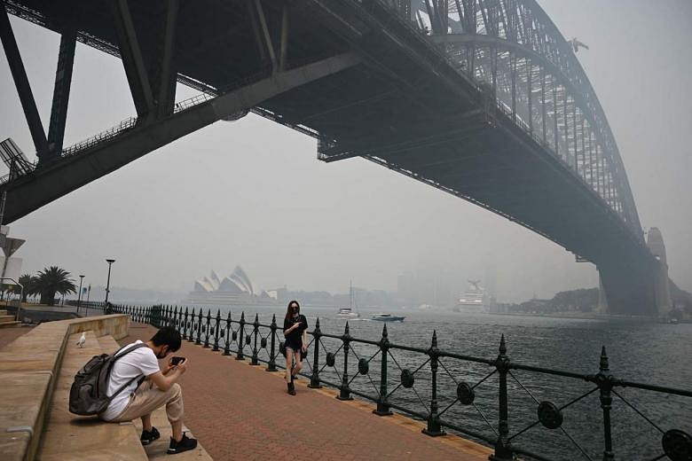 Hazardous Sydney Smoke Turns Up Heat In Australia's Climate Politics ...