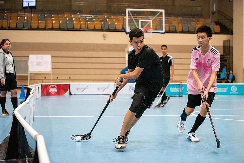 The floorball fraternity gathered to wrap up the year with the ActiveSG Floorball Showdown - the Final Battle 2019, a 3v3 floorball tournament, at Our Tampines Hub yesterday. The competition returned for the second year running and saw 415 players fr