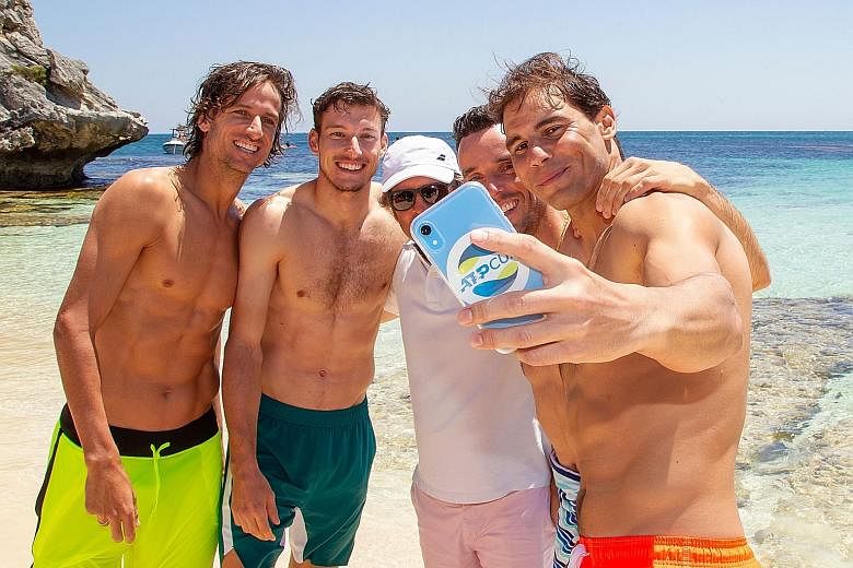 World No. 1 Rafael Nadal taking a wefie with his Spain teammates (from left) Feliciano Lopez, Pablo Carreno Busta, captain Francisco Roig and Roberto Bautista Agut. They were at a beach on Rottnest Island, off the coast of Perth, ahead of the men's t