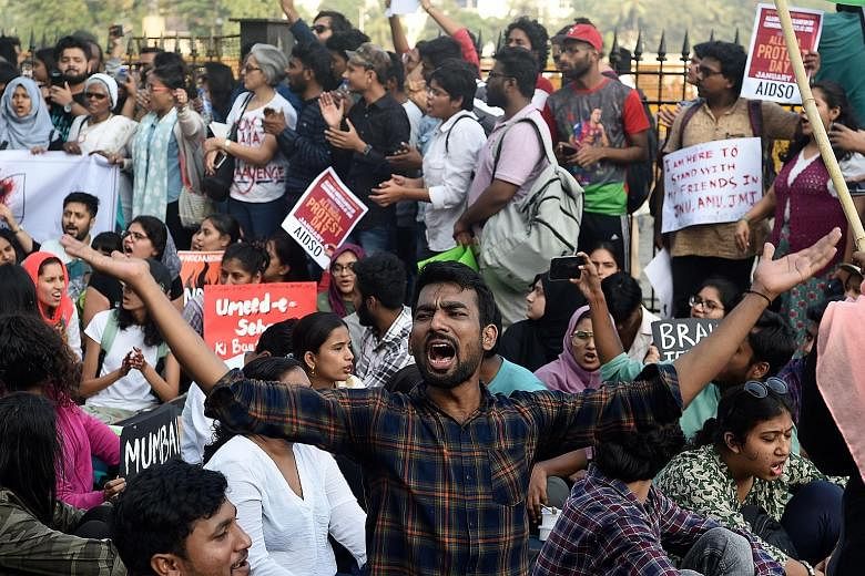 Students protesting in Mumbai yesterday against the violent clashes at the Jawaharlal Nehru University on Sunday.