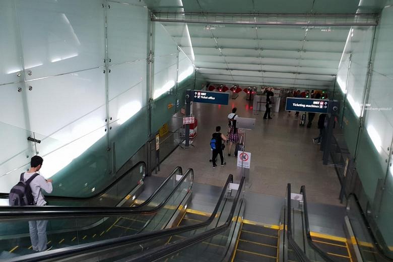 Crack found on track near Changi Airport MRT station; slower service ...