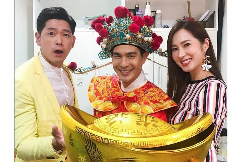 Romeo Tan, (with actor Pierre Png and actress Paige Chua) gives between $500 and $800 to his parents during the festive season, and between $100 and $150 to his niece and nephew.