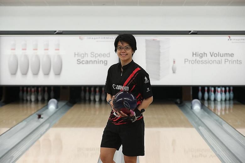 Changes that Cherie Tan made to her game in 2018 did not immediately bear fruit but the determined and focused bowler plugged on - ironing out minor details in her game - and this led to her multiple successes. ST PHOTO: TIMOTHY DAVID