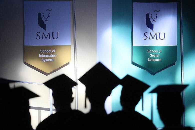 Graduates at the Singapore Management University's commencement ceremony in 2017. The annual graduate employment survey figures in Singapore show that university graduates have higher starting salaries than polytechnic graduates, and the gap widens o