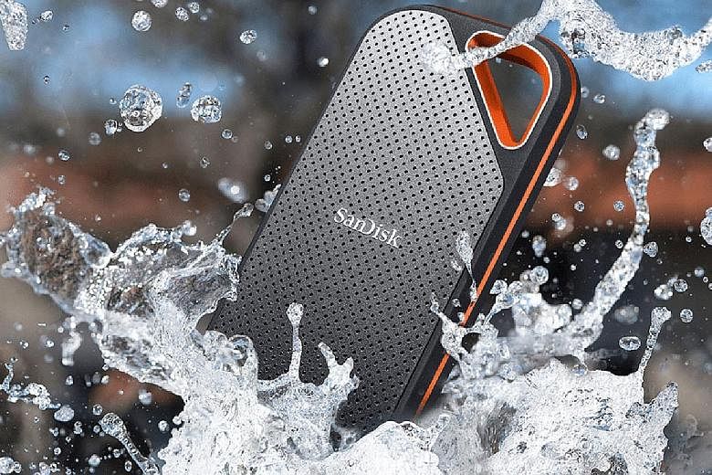 The SanDisk Extreme Pro E80 portable solid-state drive has an IP55-rating for protection against dust and water and is shock-resistant against drops from up to heights of 2m.
