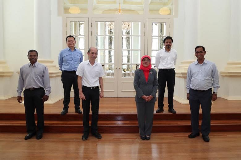 President Halimah Yacob hosted lunch for union leaders from the aviation sector yesterday to find out how workers are coping amid the Covid-19 pandemic that has battered the sector. They adopted safe distancing at the meal and while taking the custom