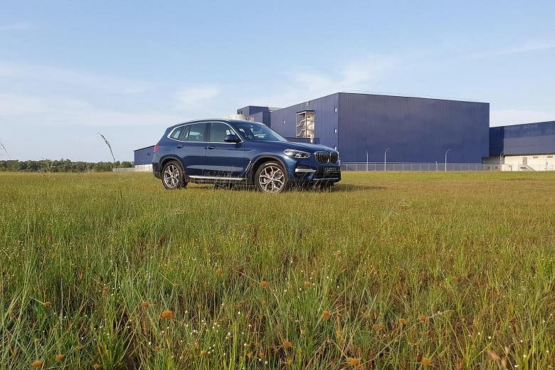 The BMW X3 xDrive30e, after being plugged in overnight, is good for 50km of electric driving, which is adequate for the average motorist here, who clocks 45km a day.