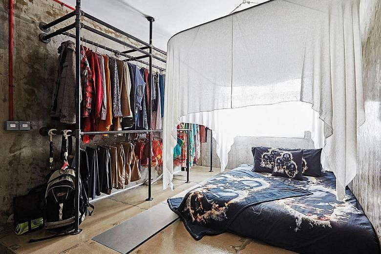 To create a wardrobe that they could easily move to their next home, the couple used detachable cast-iron rods.