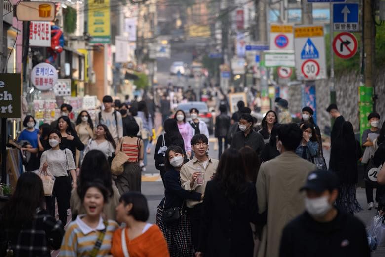 South Koreans out on the street in the Hongdae district of Seoul last week. So far, China and South Korea are the only large nations to have eased restrictions enough to move the dial on economic activity. In the United States, 29 of the 50 states ha