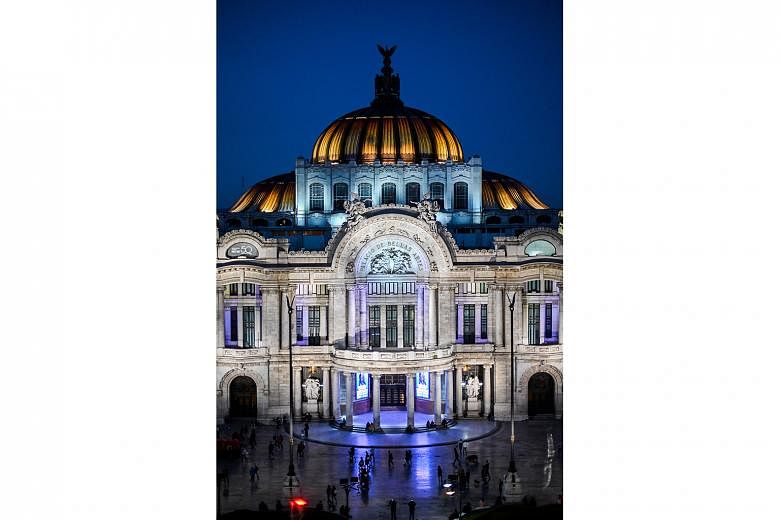 Mexico was consistently bright, beautiful and magnificent, like its people. On the way to the Palacio de Bellas Artes (above), someone on the subway yelled “hola” like I was his neighbour. 