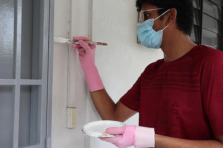 Student Sricharan Balasubramanian, who co-founded ground-up initiative Comm.UnitySG, helped to clean and repaint HDB rental flats in the central and north-eastern parts of Singapore last month.