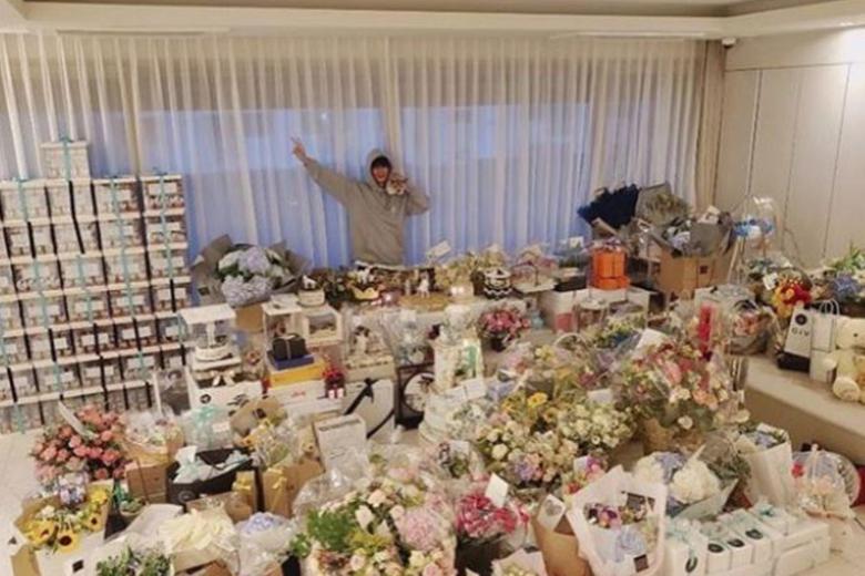 K-idol Lee Min-ho celebrates his 33rd birthday with a roomful of gifts