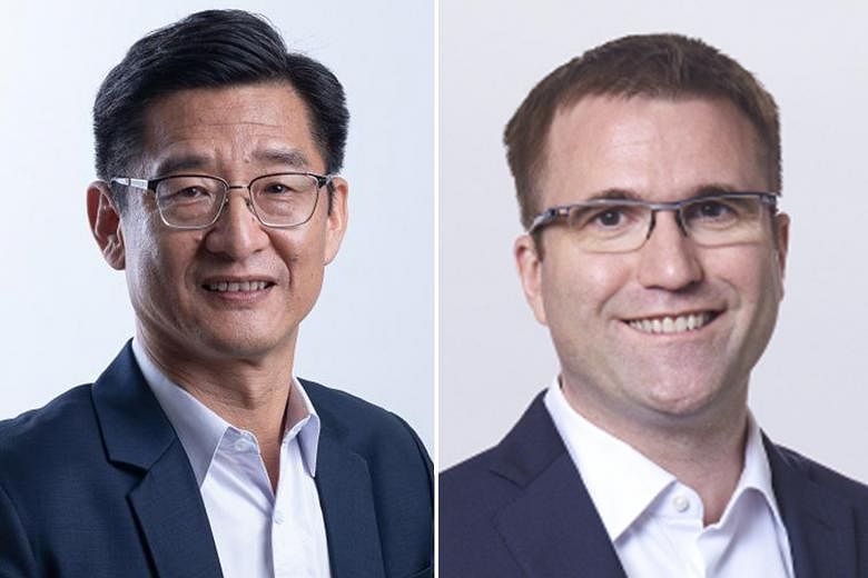 Lazada’s group president Li Chun (left) will be group CEO from next Wednesday, succeeding Mr Pierre Poignant (right), who will become special assistant to Alibaba Group chairman and CEO Daniel Zhang.
