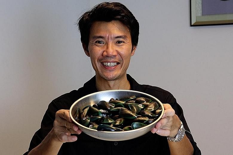 Mr Robin Loh (above), founder of tour company Let’s Go Tour, recently launched Under Da Boat Seafood Market, sourcing from his personal network of suppliers and kelong owners to sell seafood online. 