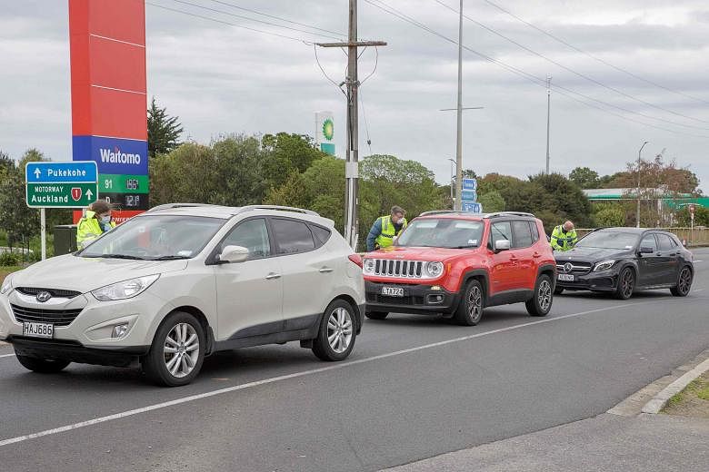 A checkpoint set up at the southern boundary in Auckland, where a resurgence of Covid-19 cases last week prompted Prime Minister Jacinda Ardern to extend a lockdown for the city until Aug 26.