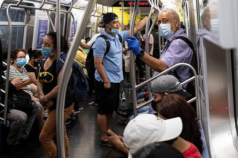 Continuous airflow through vents on New York's subway helps limit viral particles from building up inside a car and infecting riders. PHOTO: AGENCE FRANCE-PRESSE