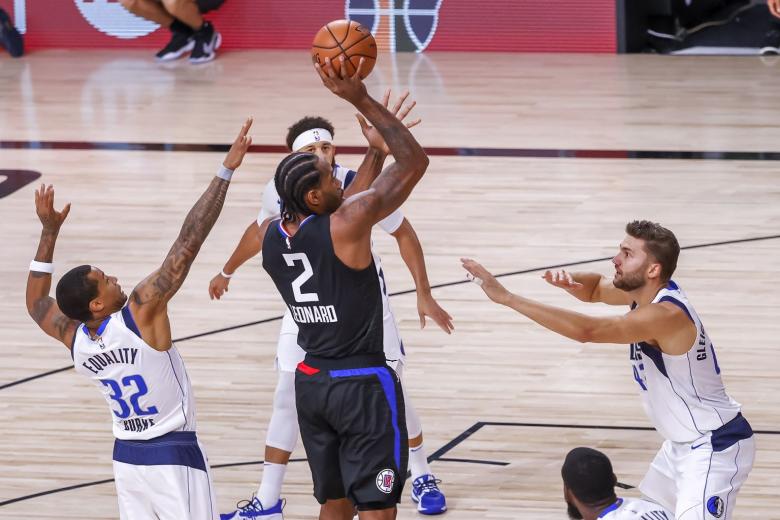 Basketball Clippers Eliminate Mavericks Celtics Rout Raptors The Straits Times