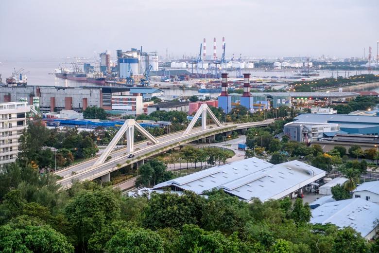 Jurong Port on track to hit growth target despite construction delays ...