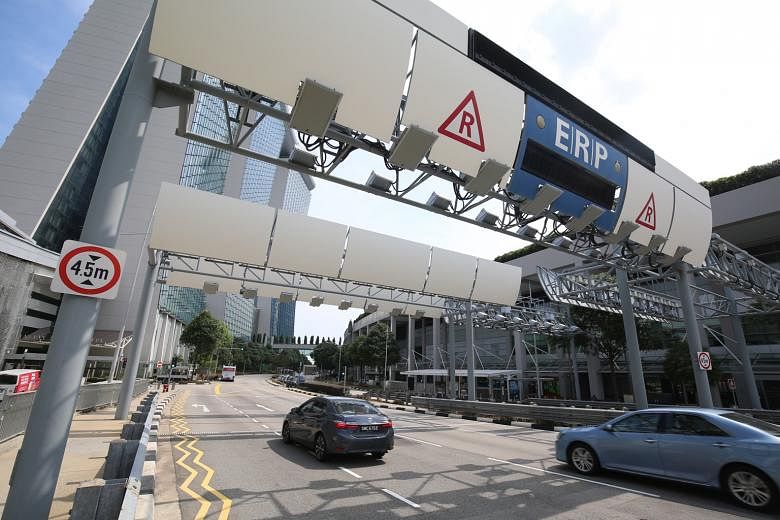 The new Electronic Road Pricing system, which will start in 2023, is capable of charging by distance, said Transport Minister Ong Ye Kung in a Facebook post yesterday, "but as a policy we are holding back".