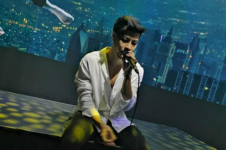 Singaporean singer Benjamin Kheng performing at virtual charity concert ChildAid 2020.