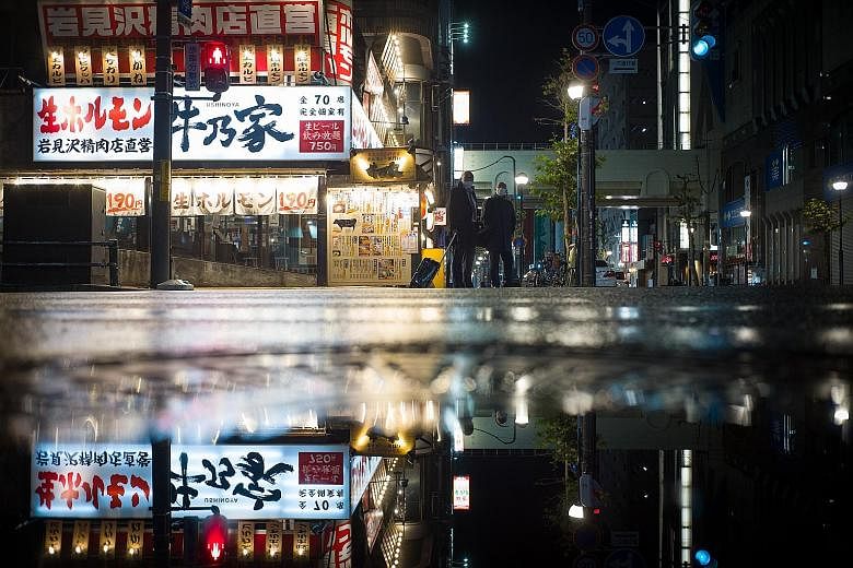 Night-time entertainment establishments in Japan's northern-most prefecture of Hokkaido have seen clusters of Covid-19 cases emerge. The spike is said to be related to cooler temperatures, with more people staying indoors, sometimes in poorly ventila