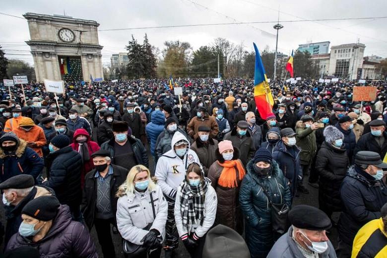 Thousands in Moldova call for government's resignation | The Straits Times