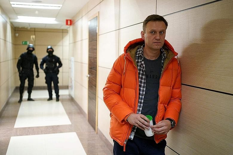 Opposition leader Alexei Navalny says he has extracted an admission of guilt from a Russian security service agent.