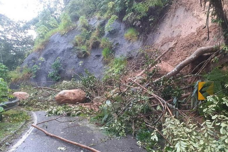 Landslides trap 13 vehicles in Malaysia’s Fraser's Hill, no injuries ...