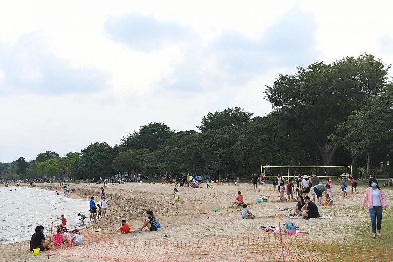 While the authorities say Singaporeans practise good beach etiquette, photos of plastic items and styrofoam containers littering some beaches surfaced in August, prompting talk over why the rubbish situation looked worse than usual. At least one volu