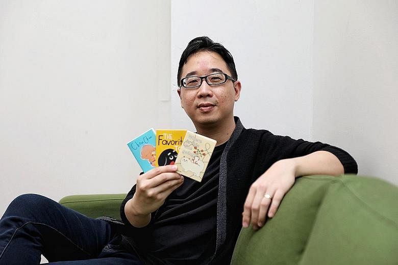 Author Josef Lee with three of his picture books. The stories are available online for free from the House Of Mini Picture Books website and can be printed and made into mini books (below).