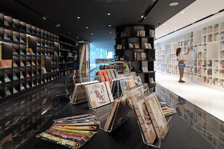 New Chineselanguage bookstore Zall to open in Orchard Road The