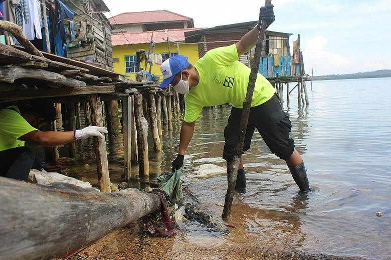 Seven Clean Seas LIFE BELOW WATER The start-up will set up a materials recovery facility in Bintan, where 50 Indonesians who have lost their jobs will be hired to collect plastic waste and clean up coastal areas. PHOTO: SEVEN CLEAN SEAS Lumitics SUST
