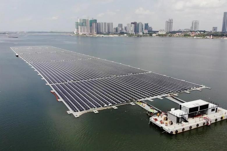 Singapore Now Home To One Of The World's Largest Floating Solar Farms ...