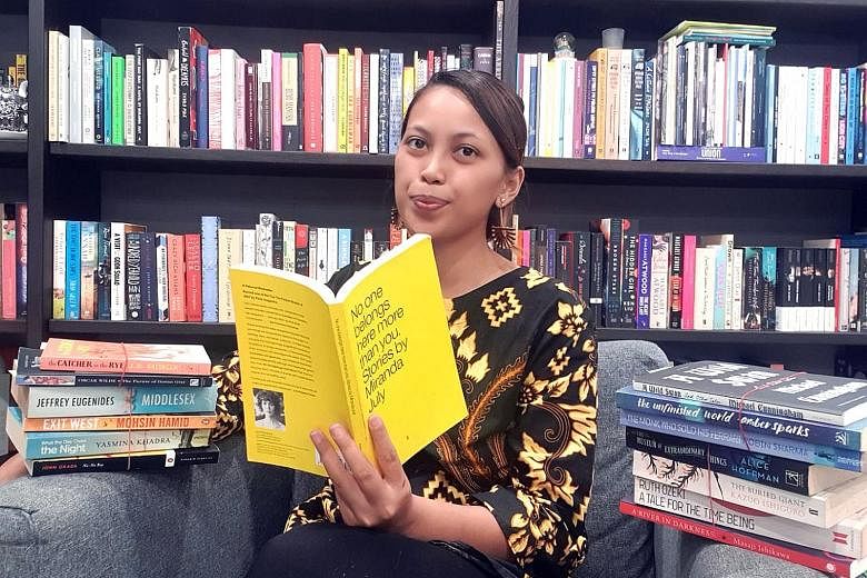 Ms Elfarina Roszaini joined forces with other Singapore Bookstagrammers to sell hundreds of books in a virtual fund-raiser. PHOTO: COURTESY OF ELFARINA ROSZAINI Writer Jemimah Wei shares her favourite reads with her 69,700 followers on Instagram. Sis