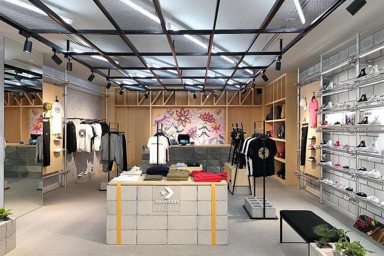 Style News Converse opens flagship at Jewel D G Beauty s first S