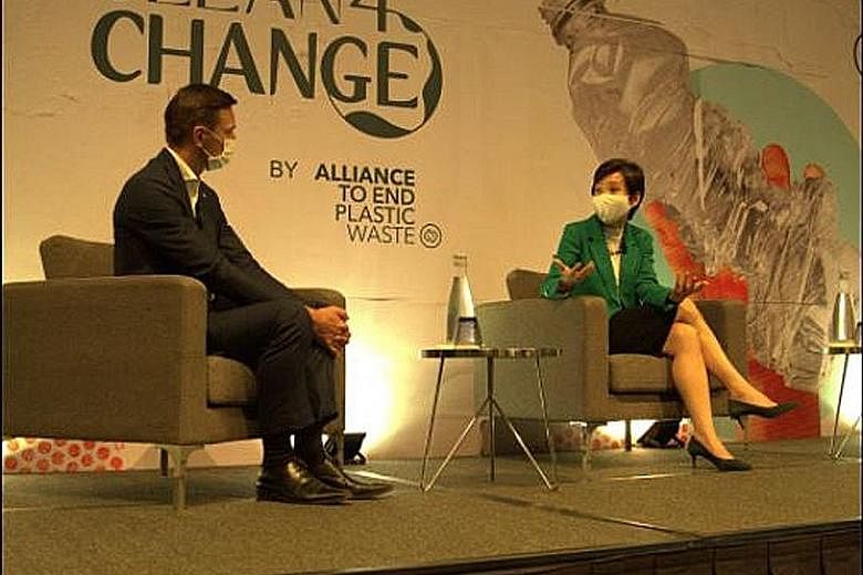 Minister for Sustainability and the Environment Grace Fu and Mr Jacob Duer, president and chief executive of the Alliance To End Plastic Waste, at the launch of Clean4Change yesterday. PHOTO: ALLIANCE TO END PLASTIC WASTE