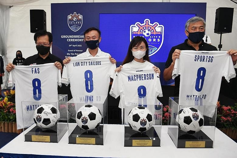 From left: FAS president Lim Kia Tong, Lion City Sailors chief executive Chew Chun-Liang, MP for MacPherson Tin Pei Ling and SportSG CEO Lim Teck Yin holding jerseys bearing the address of the Singapore Premier League club's upcoming Mattar Road faci