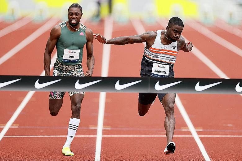 Trayvon Bromell beating Noah Lyles to win the 100m at the Oregon Relays on Saturday. He finished the race in 10.01 seconds.