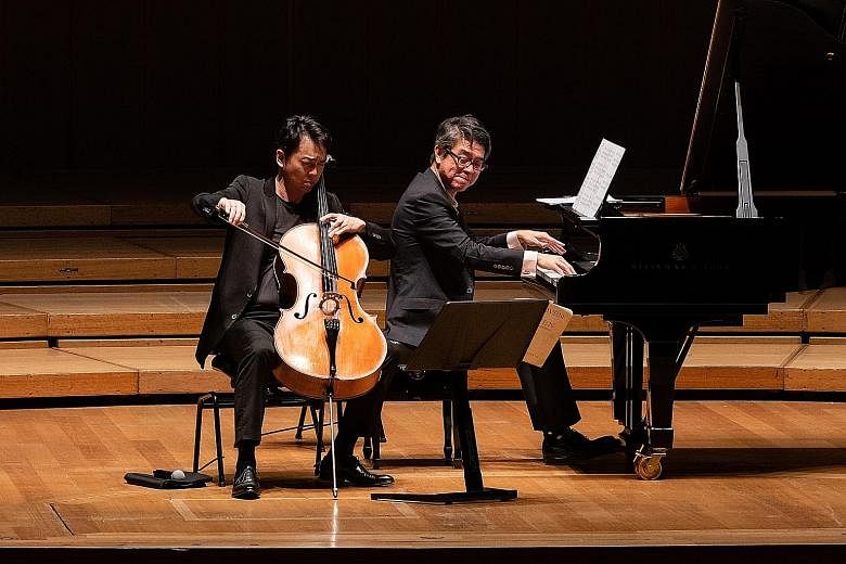 Cellist Qin Li-Wei (far left) and pianist Albert Tiu (left) performing at Celebrating Beethoven: The Cello Sonatas, at the Esplanade Concert Hall.