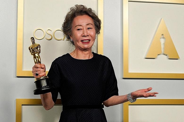 REDEFINING BEAUTY YouTuber Park Mak-rye, 74, vlogs about her daily life. The content includes trying on make-up and even adventures like paragliding. PHOTO: YOUTUBE GOOD AS GOLDActress Youn Yuh-jung, 73, who won the Best Supporting Actress Oscar for 